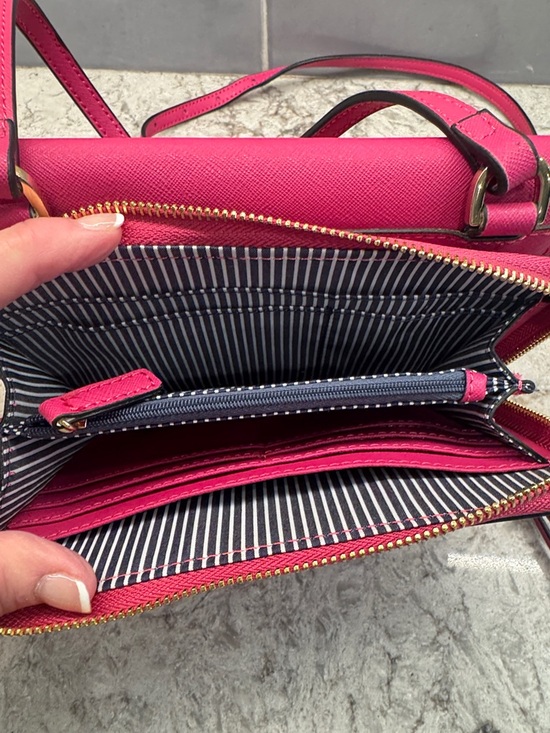 Crown and Ivy Charlotte Crossbody - Picture 5 of 7